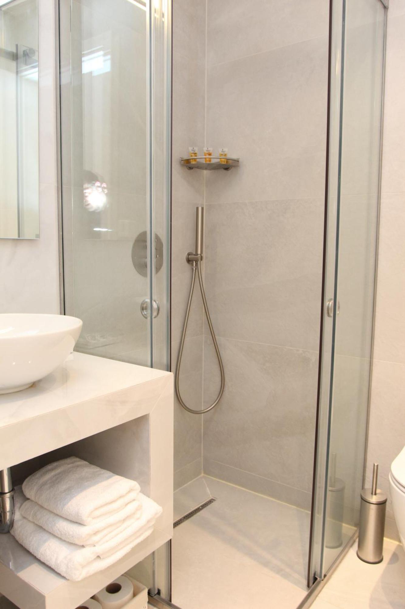 Central Metropolis Luxury Living アテネ エクステリア 写真